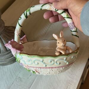 AVON Easter Basket w/ Bunny